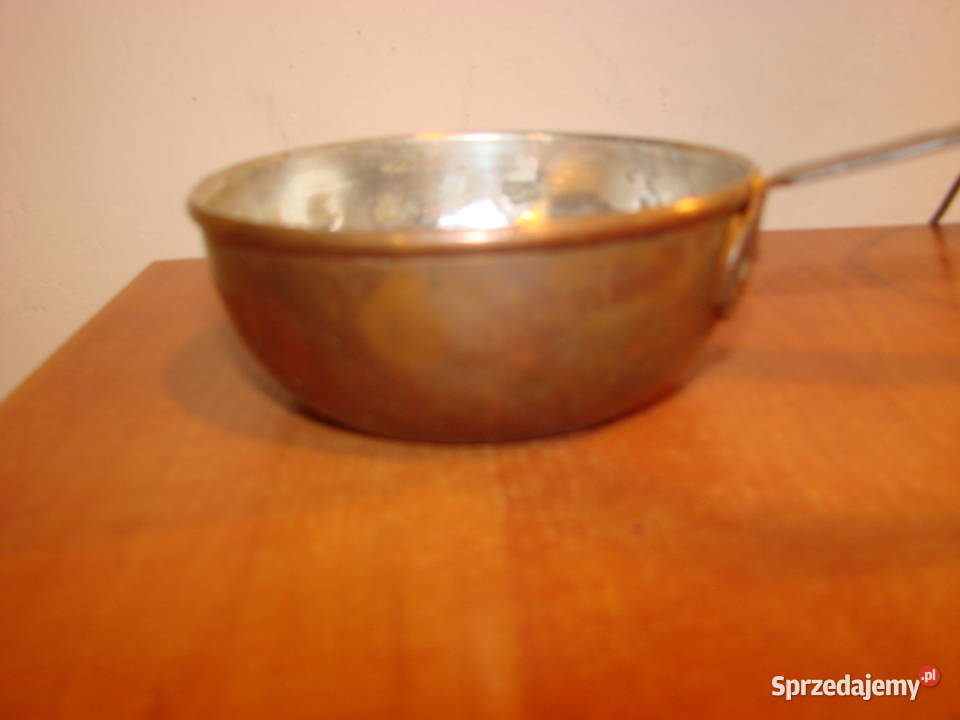 stary miedziany rondelek