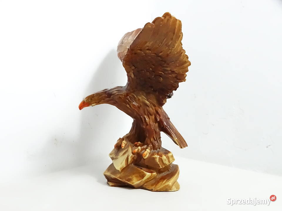 Monumentalna figura orła retro potężna rzeźba lubelskie Biłgoraj