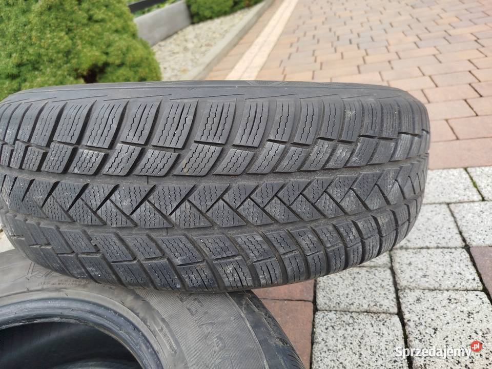 Opony zimowe Vredestein 235x65x17 108H