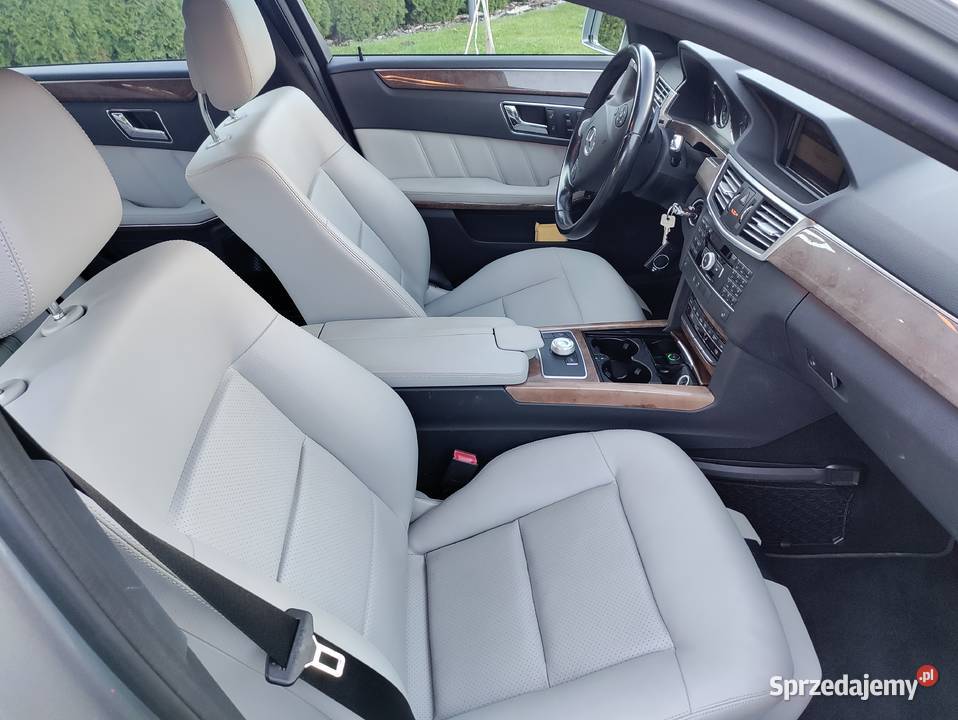 MercedesBenz E klasa W212 E350 LPG Melanów
