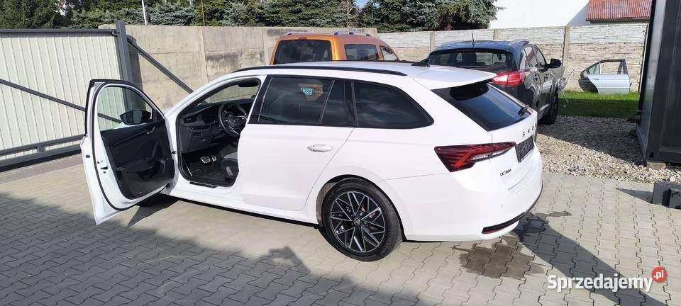 Skoda Octavia IV Lift Sportline automat 15 eTSI Nowy Tomyśl