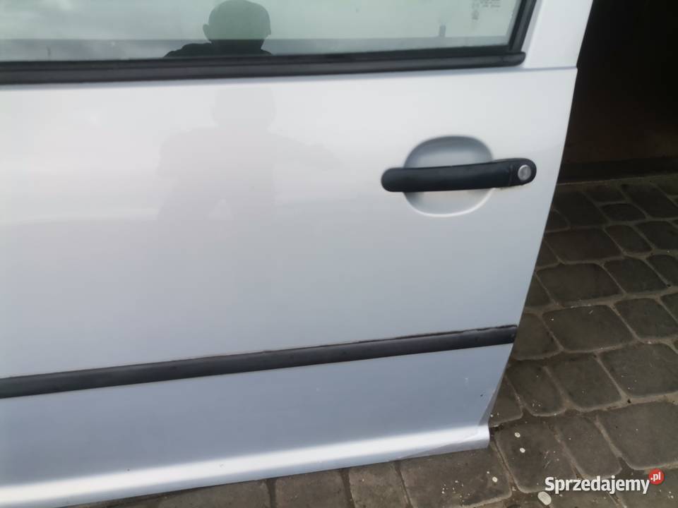 VOLKSWAGEN GOLF 4 IV 5D DRZWI LEWY PRZÓD sprzedam