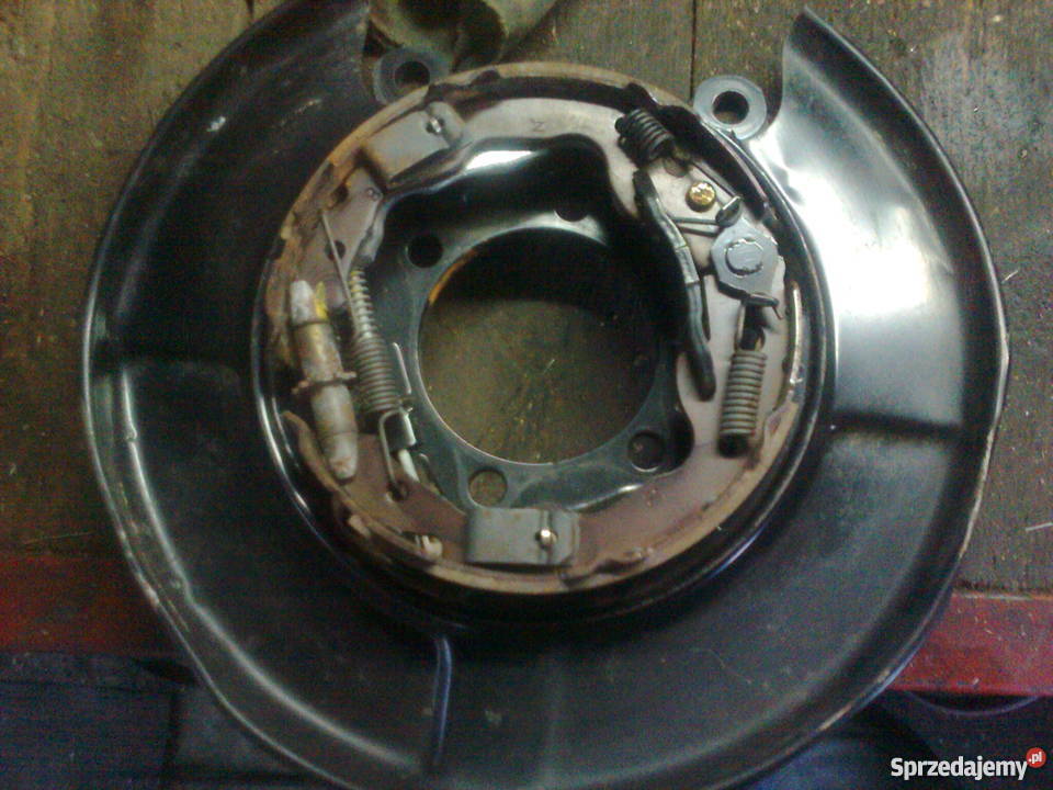 piasta zwrotnica nissan juke zacisk tarcze linka