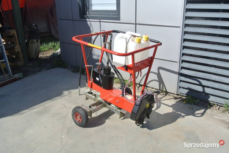 WYCINARKA HYDRAULICZNA STUDZIENEK
