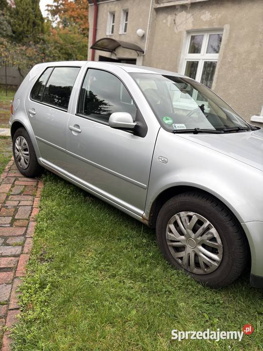 Golf 4 benzyna 75KM Kalisz sprzedam