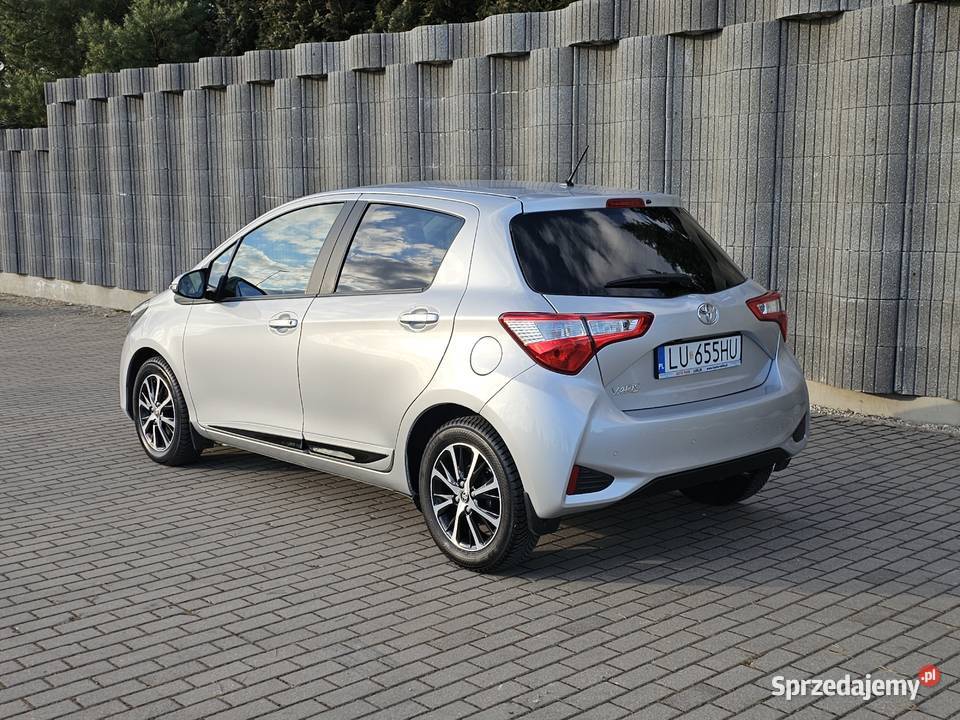 Toyota Yaris 15 Premium Salon Polska Mały 1500cm3 Motoryzacja mazowieckie