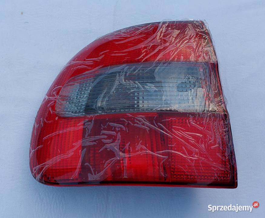 LAMPA TYŁ TYLNA LEWA VOLVO V40 3345728 osobowe Mielęcin