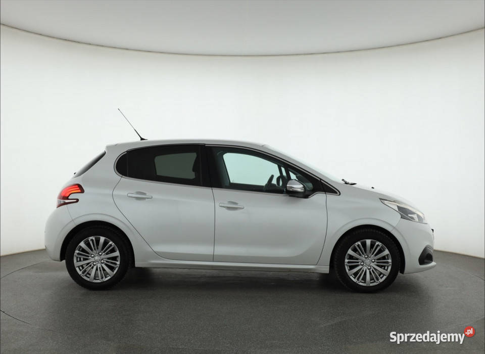 Peugeot 208 12 PureTech poduszka powietrzna Piaseczno sprzedam