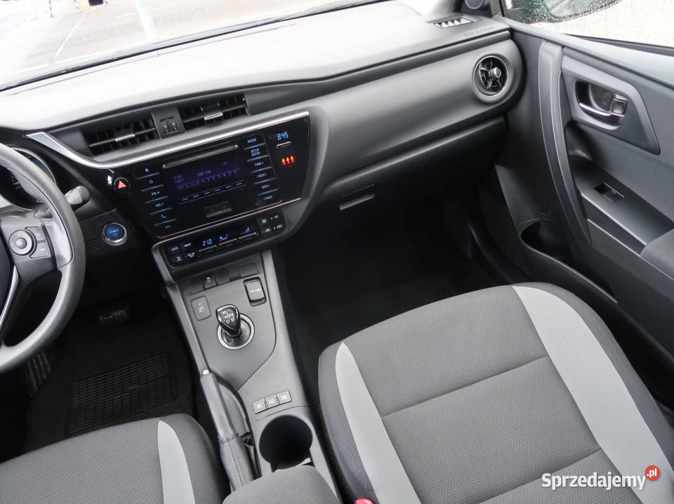 Toyota Auris Hybrid wielofunkcyjna kierownica lubelskie Lublin