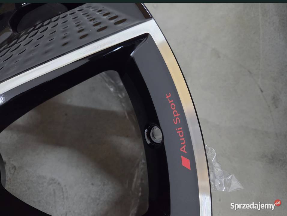 Felgi Audi RS6 RSQ8 22x105 5x112 Chylice