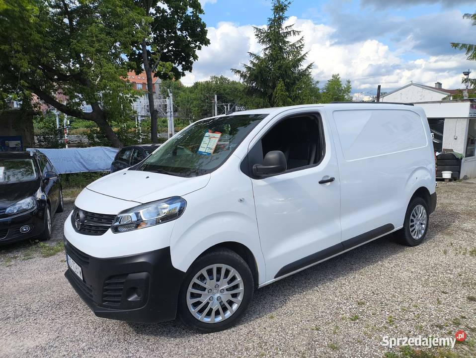 Opel Vivaro pierwszy właściciel w kraju