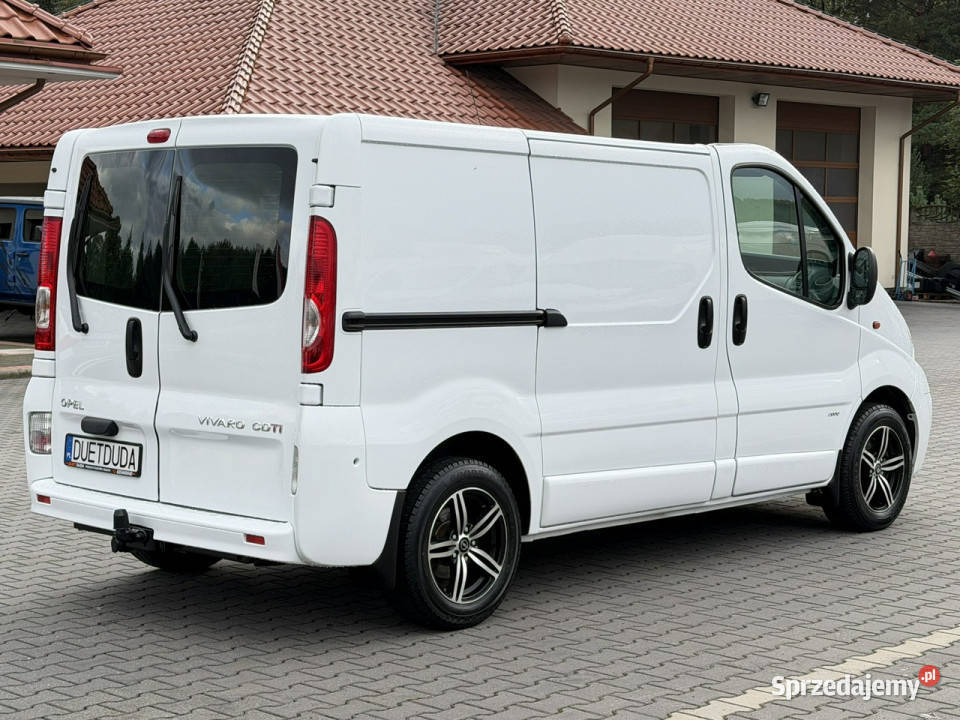 Opel Vivaro 20 115 L1H1 Furgon Blaszak Widełki