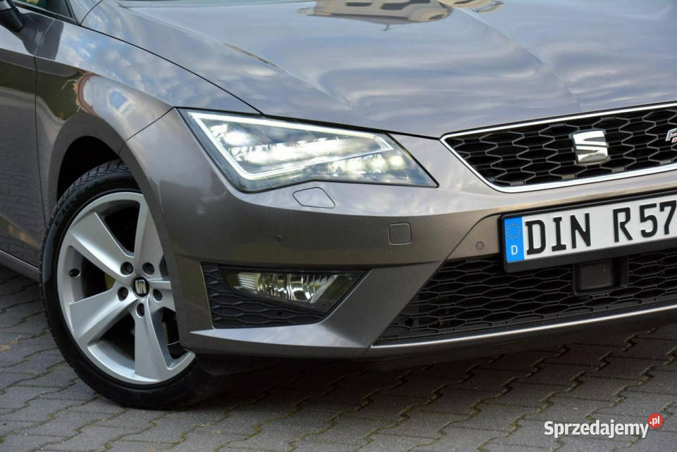 Seat Leon FR Full Led Skóry Navi RadarACC garażowany