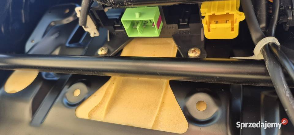 Fotel lewy kierowcy Vw Polo 9N 3D podgrzewany pomorskie