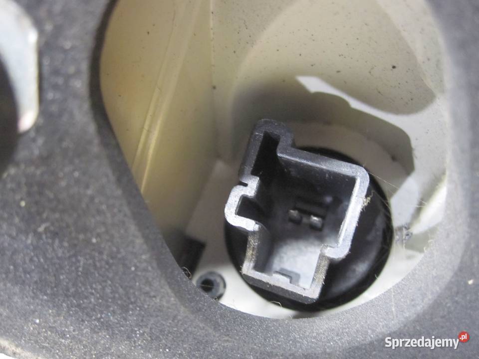 FORD KUGA MK1 lampa lewa tył 167037 Kielce