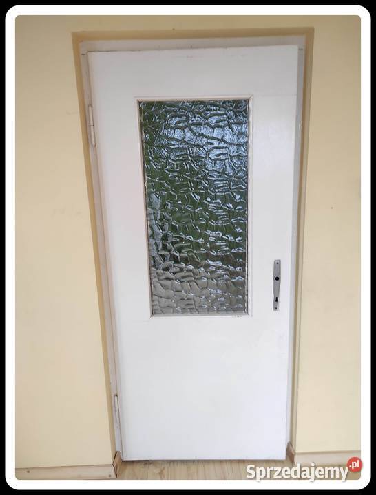 Drzwi wewnętrzne PRL z przeszkleniem 80 cm różne