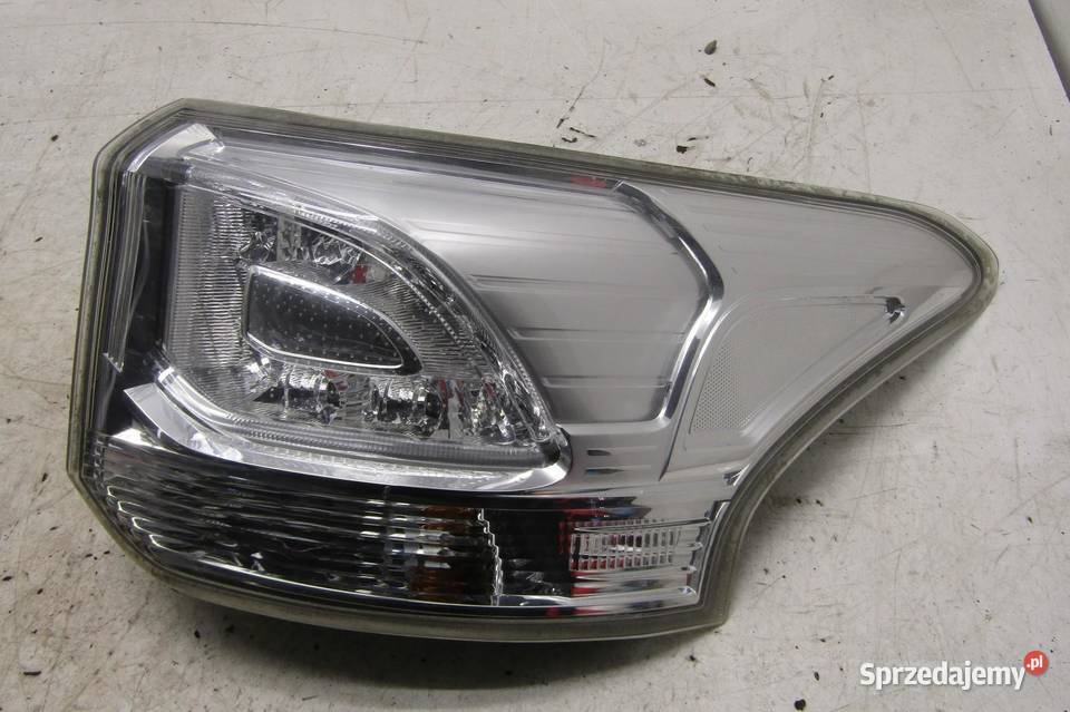 LAMPA TYLNA PRAWY TYŁ LED MITSUBISHI OUTLANDER sprzedam