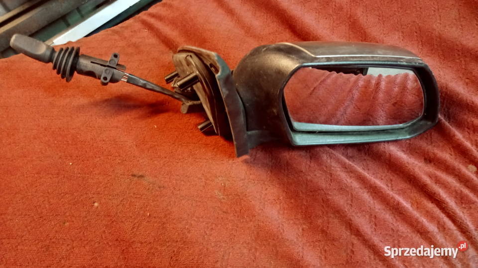 Ford Mondeo MK3 20 TDCi Pokrywa silnika prawe Pobiedziska sprzedam