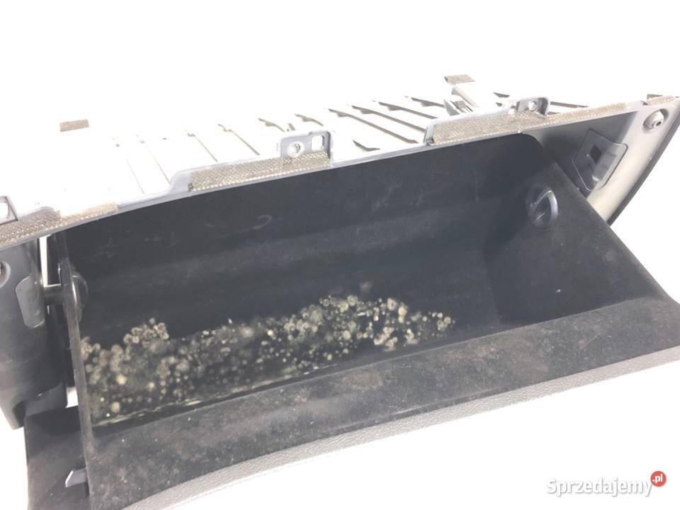 SCHOWEK PASAŻERA KIA STINGER Hatchback podkarpackie