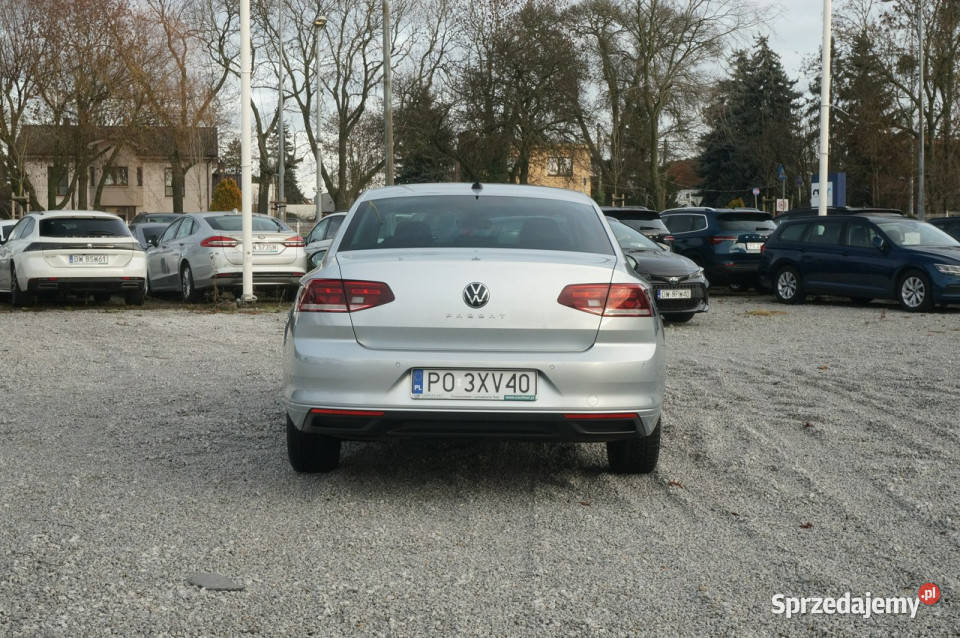 Volkswagen Passat 20 TDI 150 Evo Essence Salon serwisowany w ASO Poznań