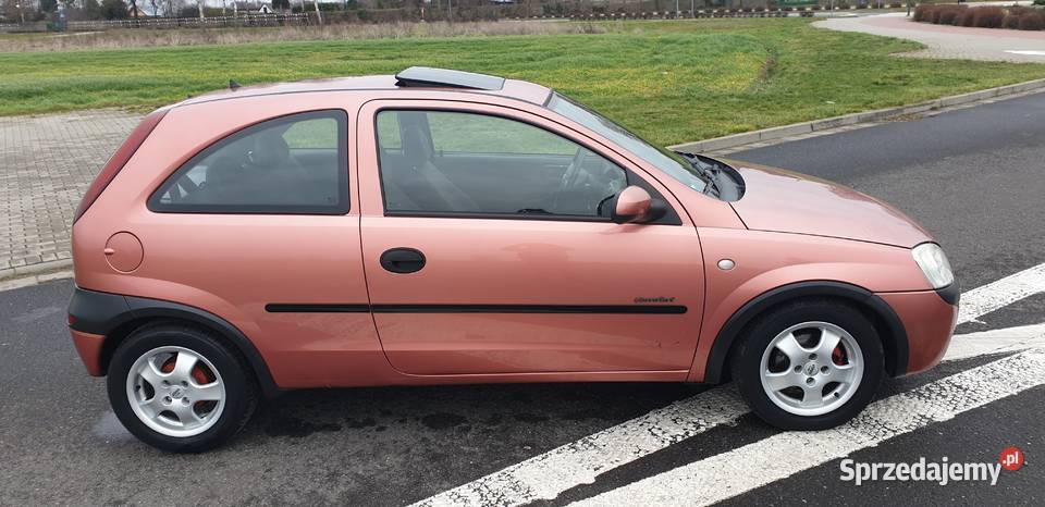 Opel corsa C Comfort 2001 10 2lata opłaty bez