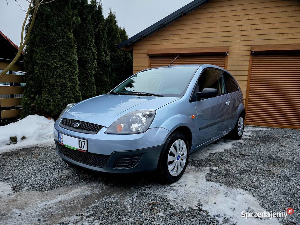 Ford Fiesta 2005r 13 BENZYNA Strzyżów