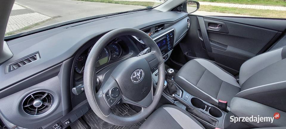 Sprzedam Toyotę Auris 2015 MP3 Poznań sprzedam