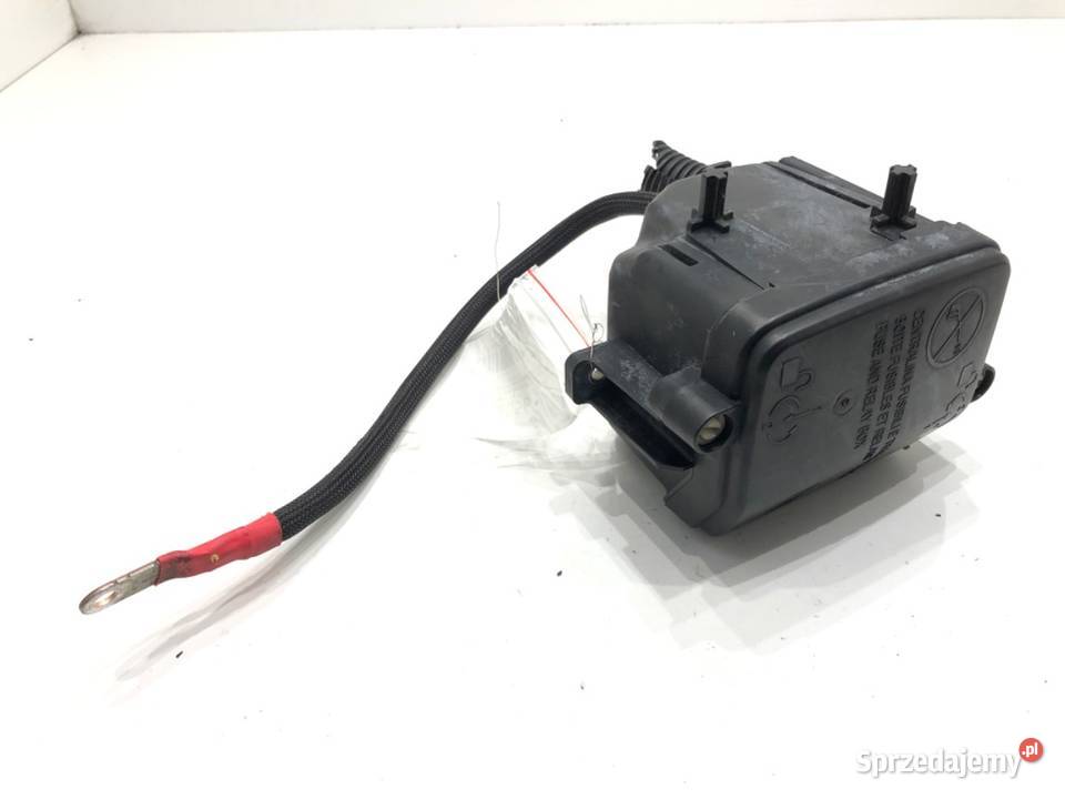 SKRZYNKA BEZPIECZNIKÓW ALFA STELVIO SUV 20 280 osobowe