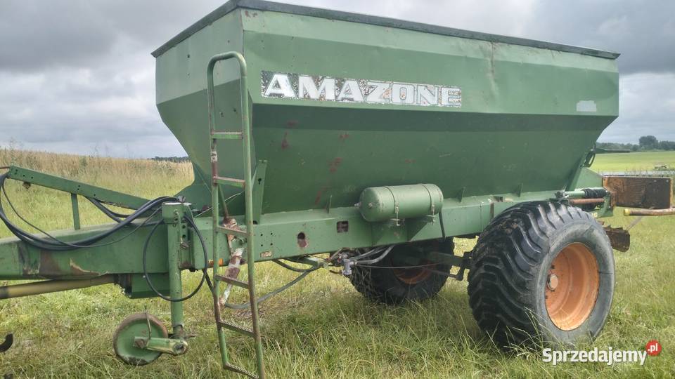 Rozsiewacz wapna Amazone Zgb 1001 uszkodzony Wąwelno sprzedam