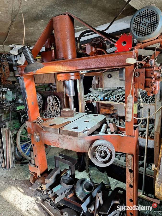 Masywna prasa hydrauliczna 30 ton