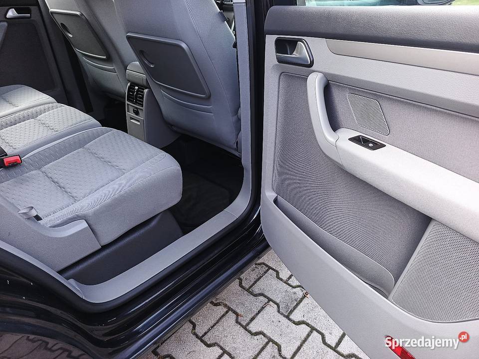 VW Touran 135 udokumentowany 135000km Legnica