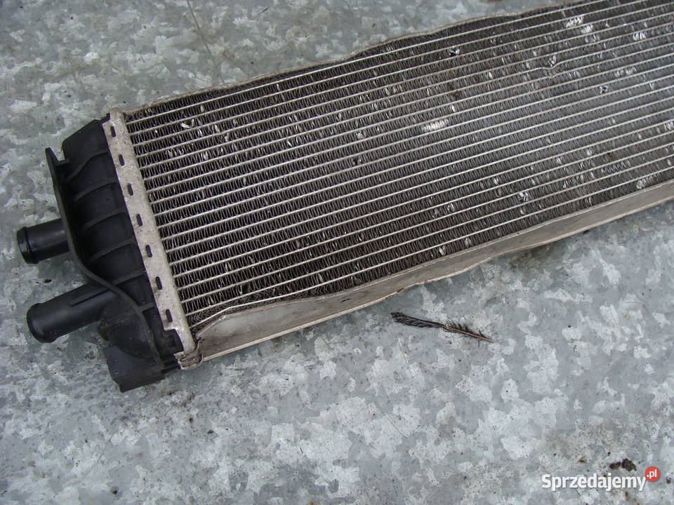 AUDI A4 B9 8W0145804A CHŁODNICA WODY Układ chłodzenia