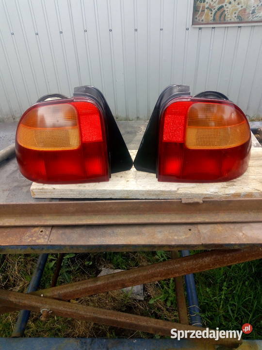 Lampy tył Rover400Prawa i Lewą