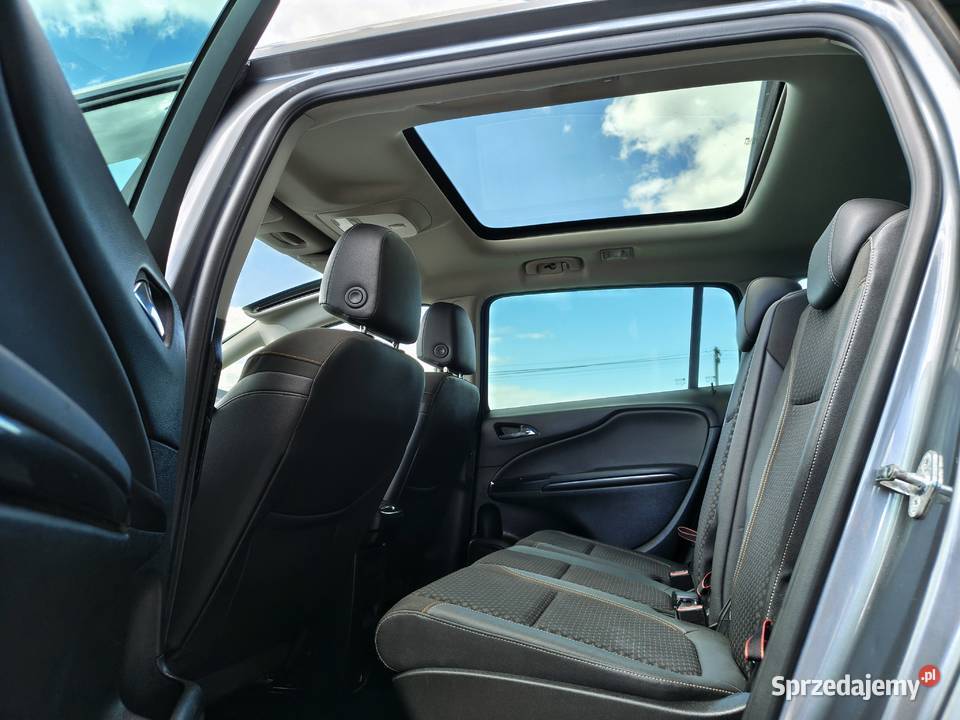 Opel Zafira LIFT 2017r POSZANOWANA Niski elektryczne szyby Zarszyn