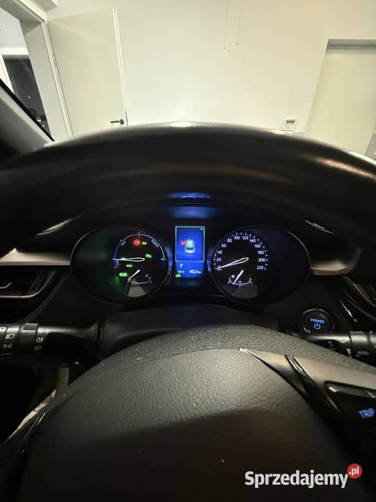 Toyota CHR 18 Hybryda Selection Dominów