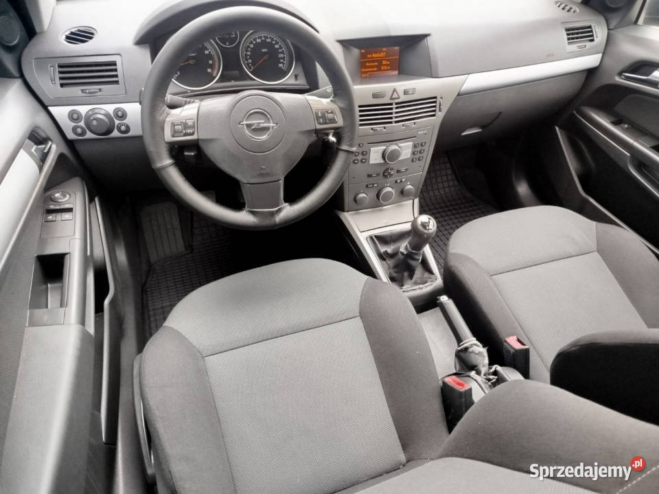 Opel Astra 5 DRZWI 16 BENZYNA klima auto z kujawsko-pomorskie Toruń sprzedam