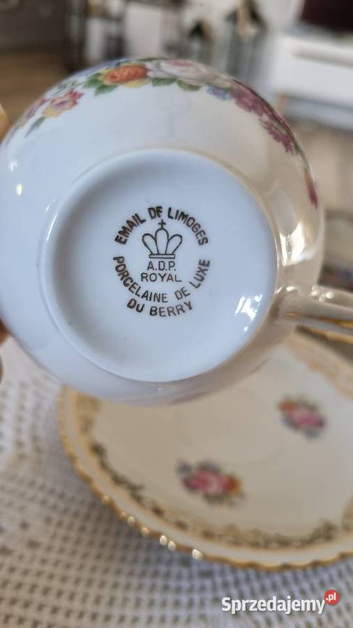 Filizanki Porcelana Limoges Wola Podłężna sprzedam