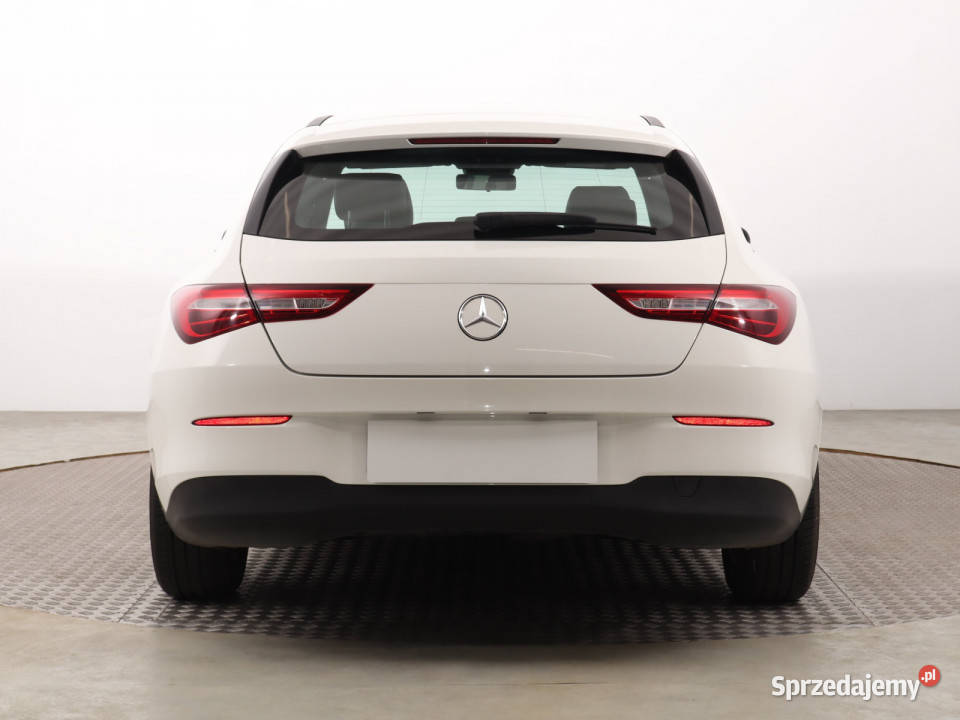 Mercedes CLA 180 d Rok produkcji 2020 CLA sprzedam