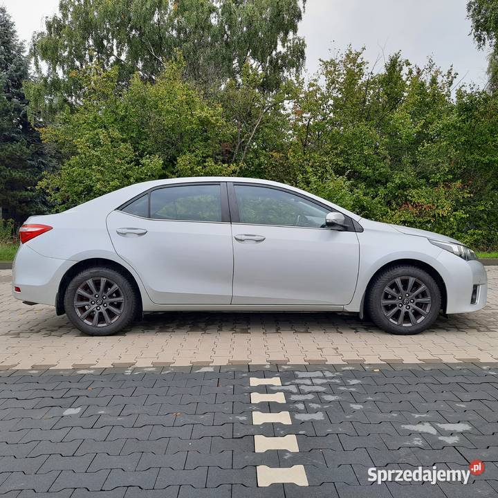 Toyota Corolla 16 2016 lakier metallic Ruda Śląska sprzedam