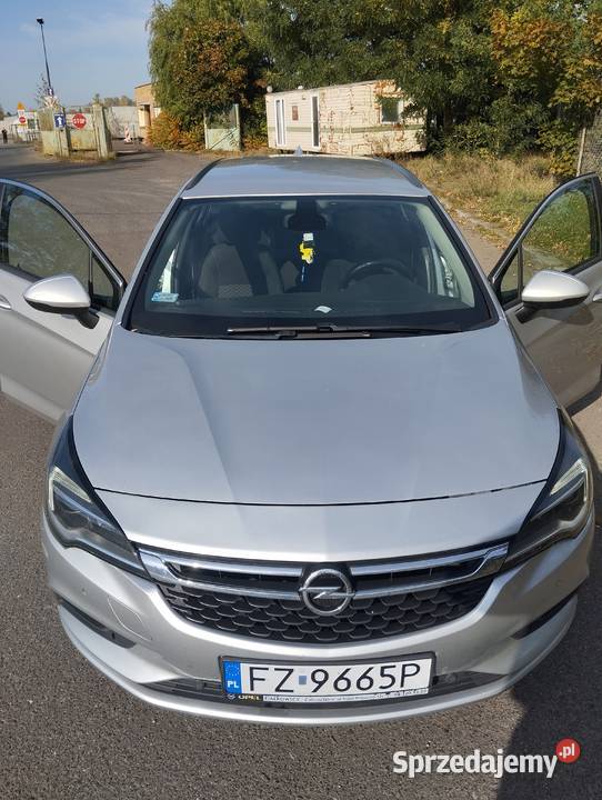 Opel Astra Sport Tourer kombi benzyna 174000km Nowa Sól