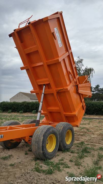 Przyczepa wywrotka tandem Vaia 12 ton stan b Strzelno