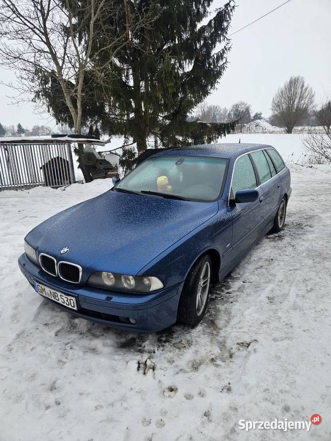 Bmw E39 kombi niebieska seria 5 kombi hak i LPG