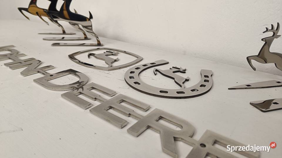 Jelonek na maskę John Deere emblemat logo Babimost