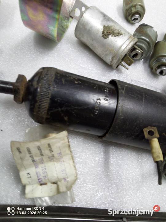 Fiat 126p Maluch FSM zestaw części auto PRL sprzedam