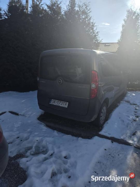 Opel Combodvan 125d 90 2016r Bezwypadkowy nieuszkodzony