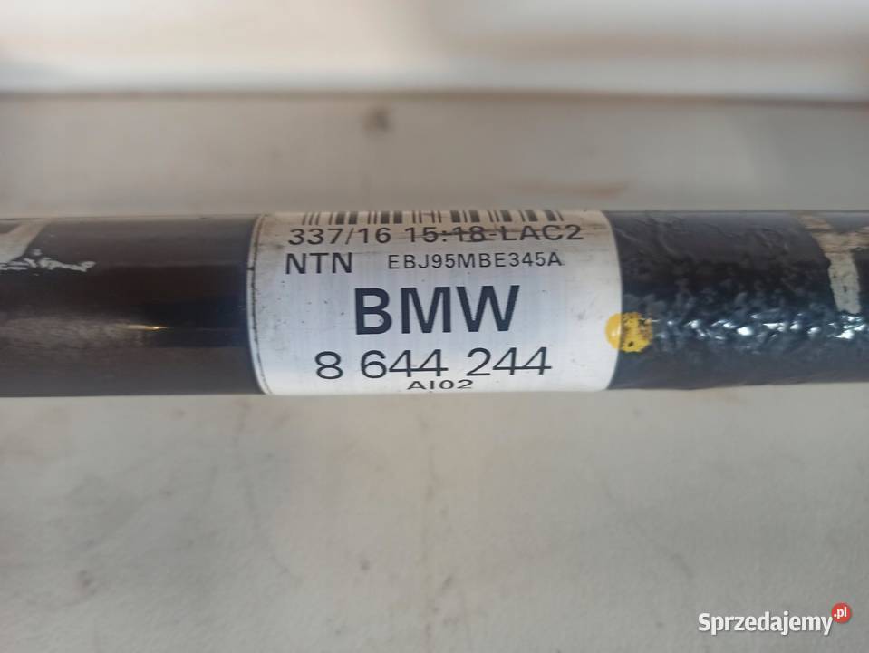 BMW F20 PÓŁOŚ PRAWY TYŁ 8644244