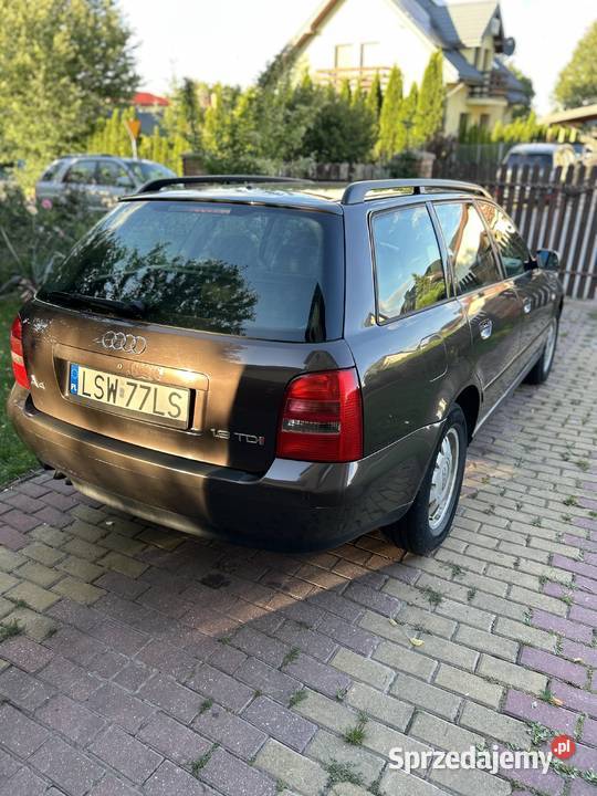 Audi A4 B5 19 TDI 110 Piaski