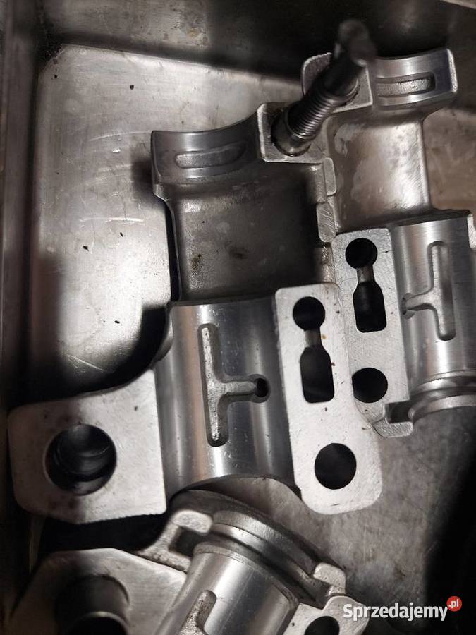 Honda vf1000 głowica tył tylna tylnia VF 1000