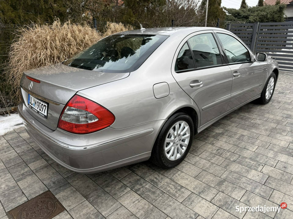 Mercedes E 200 zadbana 100 oryginalny przebieg wielofunkcyjna kierownica