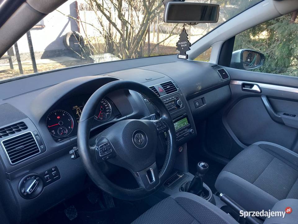 VW Touran 16 TDi 105 2011r 7 osobowy Konin